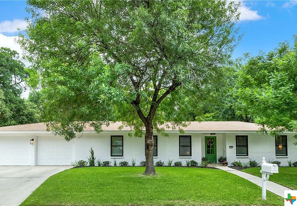 1st image of 113 Turtle Creek Dr