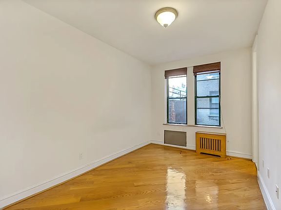 4th image of 226 E 70th St APT 5b