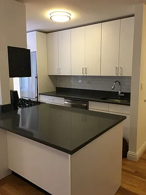 Rented by Keller Williams NYC | media 4