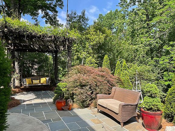 Bluestone patio