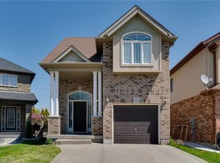 928 Dunblane Ct, Kitchener, ON N2R1W9