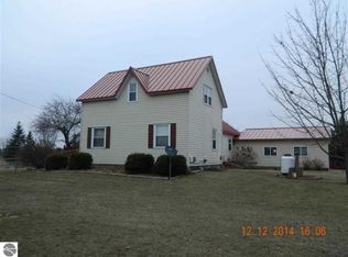 1047 N Melita Rd, Sterling, MI 48659