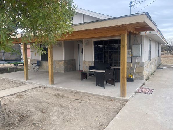 206 Mesquite St, Eagle Pass, TX 78852