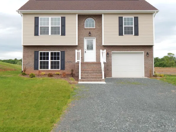 198 Stratford Pl, Madison Heights, VA 24572