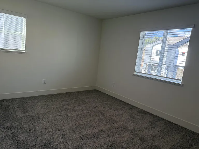 3611 George Sullivan Pkwy — Photo 15