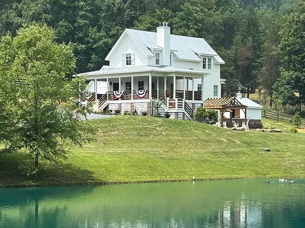 1700 Still House Dr, Lexington, VA 24450