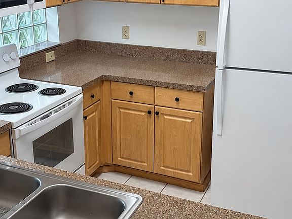 5th image of 1200 Martin Blvd