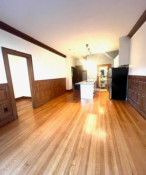 Beacon St — Photo 2