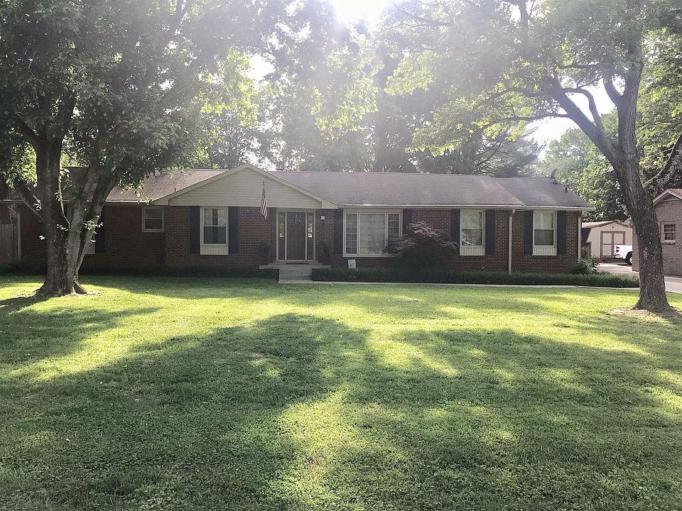 1st image of 825 Chrisman Dr
