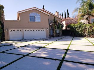 23104 Mariano St, Woodland Hills, CA 91367