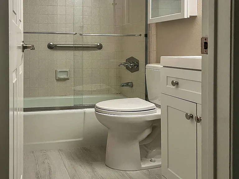 5122 N 31st Way #221 — Photo 8