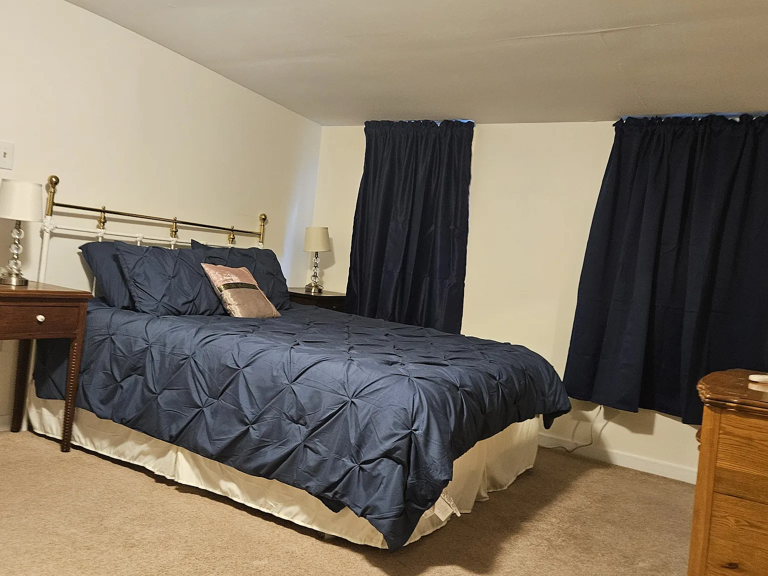 2 bed, 1022 sqft, $3,000 — Photo 2