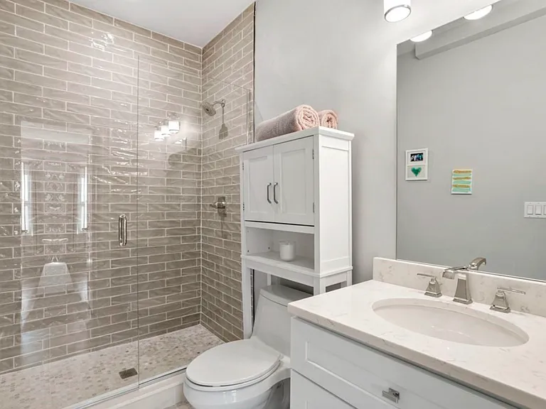 472 Talbot Ave #3 — Photo 6