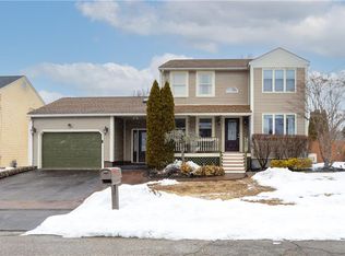 21 Sarah Ln, Warwick, RI 02889