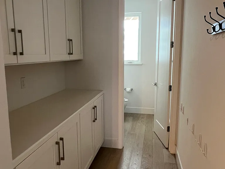 220 Argonaut Ln — Photo 11