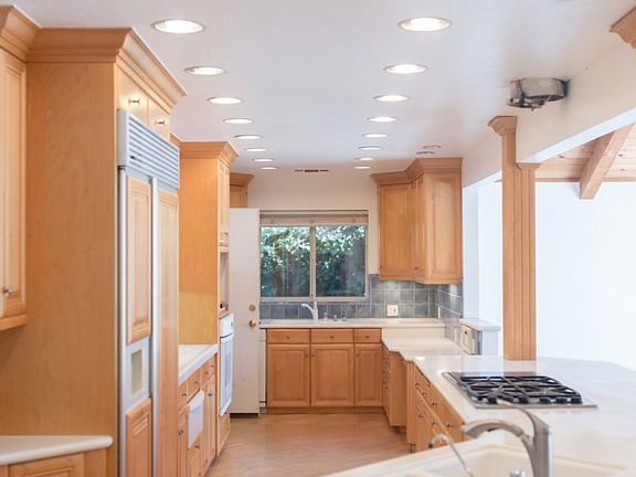 4th image of 4048 Las Pasas Way