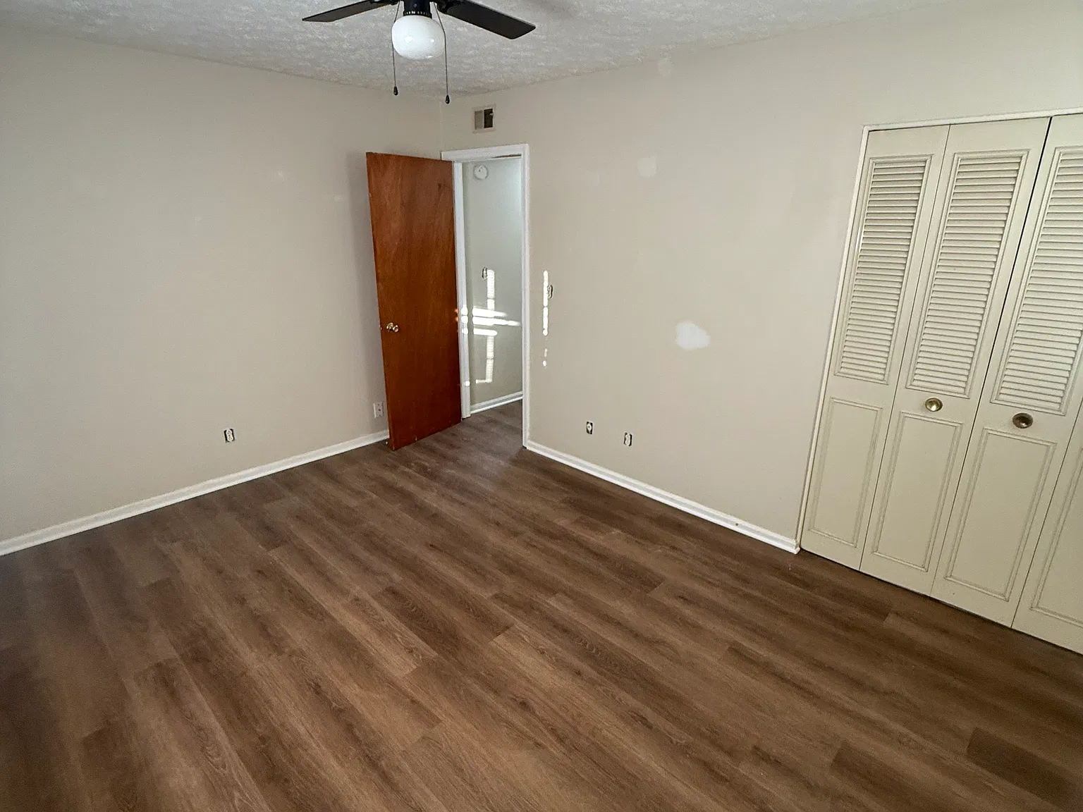 2 bed, 950 sqft, $1,150 — Photo 1
