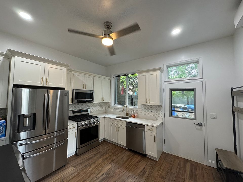 1st image of 475 18th St #1