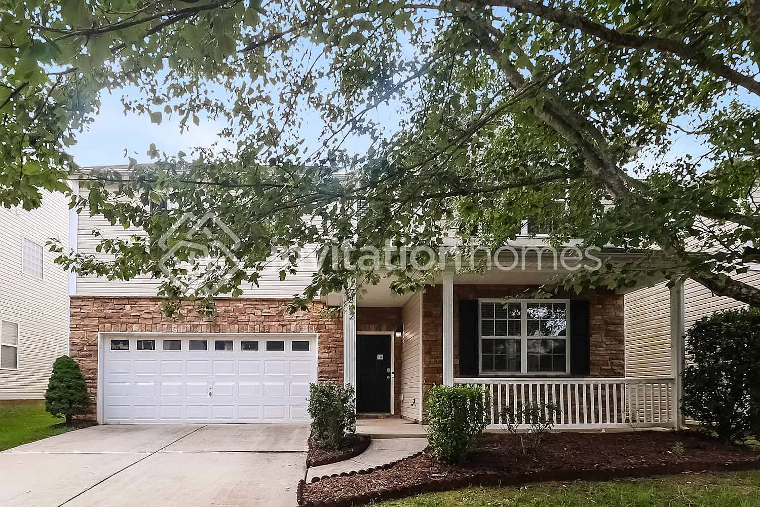7342 Lamplighter Close Dr Matthews, NC 28105 — Photo 1