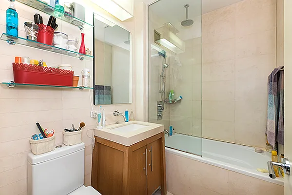 Rented by R New York | media 6