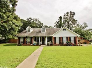 2315 Raintree Dr, Bryant, AR 72022