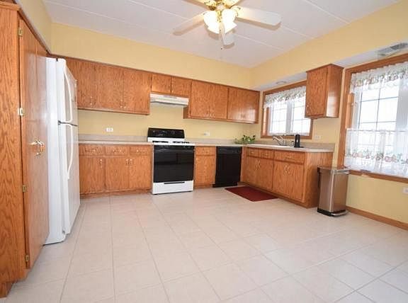 5th image of 11515 Settlers Pond Way Unit 2B