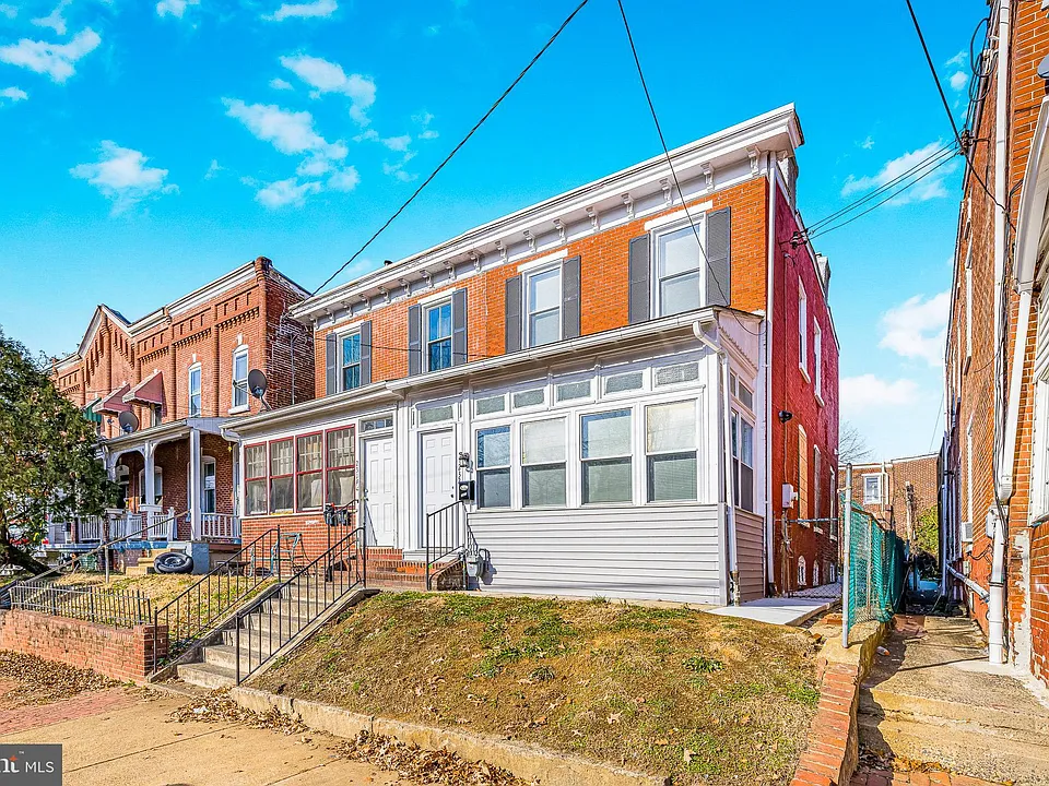 2321 N Tatnall St