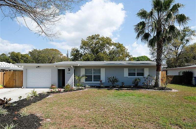1st image of 1285 Little John Ln