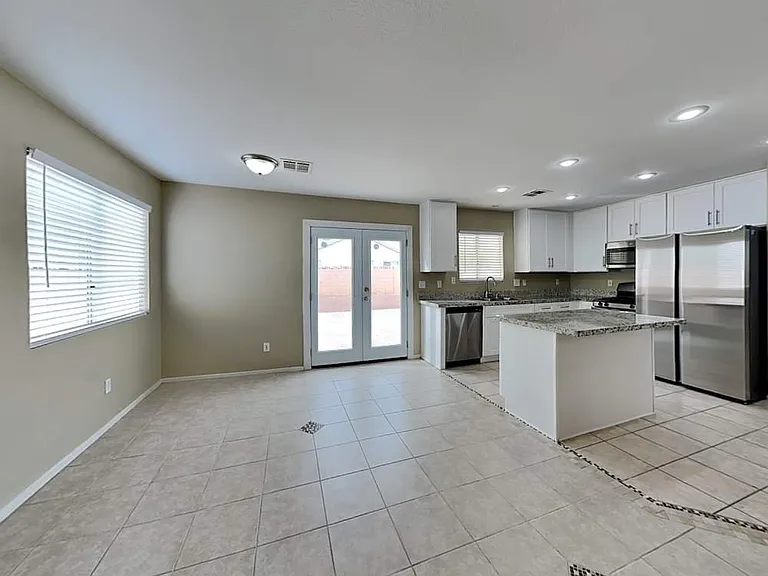 3122 S Penrose Ct — Photo 7