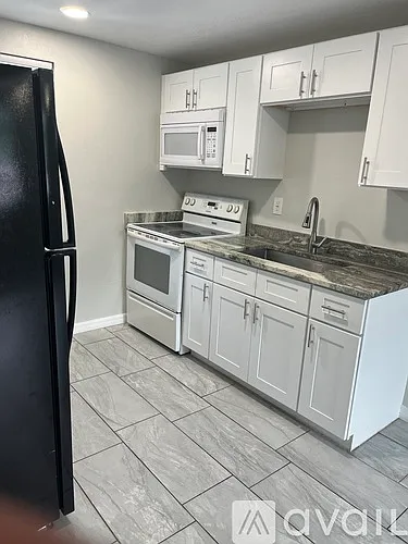 2 bed, 550 sqft, $1,590 — Photo 4