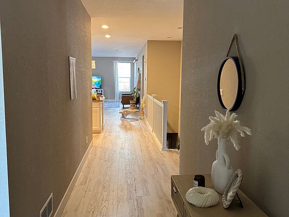 3rd image of 6707 Club Villa Rd