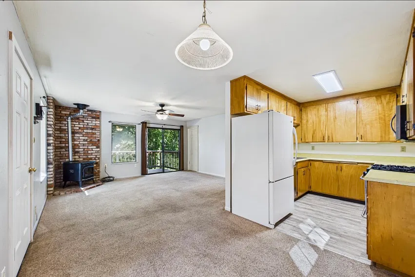 2 bed, $1,200 — Photo 2