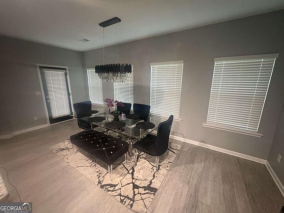 5th image of 501 Noblewood Dr