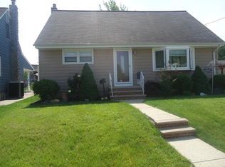 23 Lincoln Pl, Colonia, NJ 07067