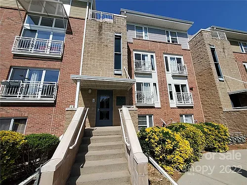 3953 Picasso Ct #3953 Photo 1