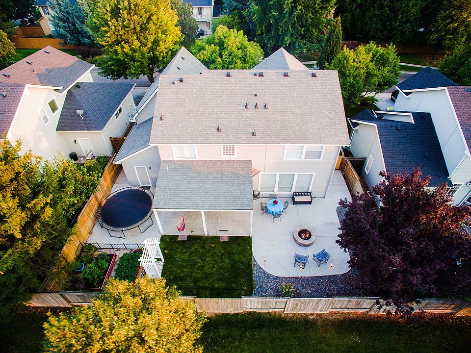 2nd image of 2296 E Alderhill Dr
