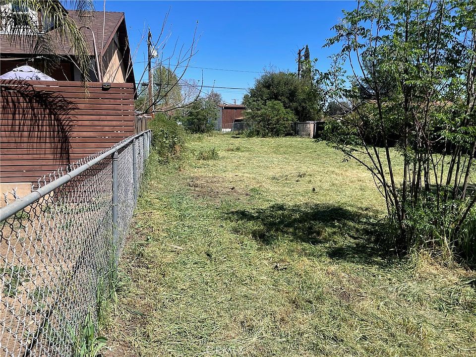 1st image of 24726 1st Ave #8