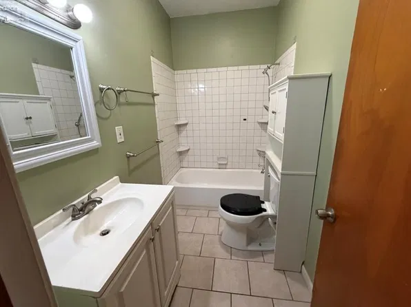 1040 W 18th St, Lorain, OH 44052