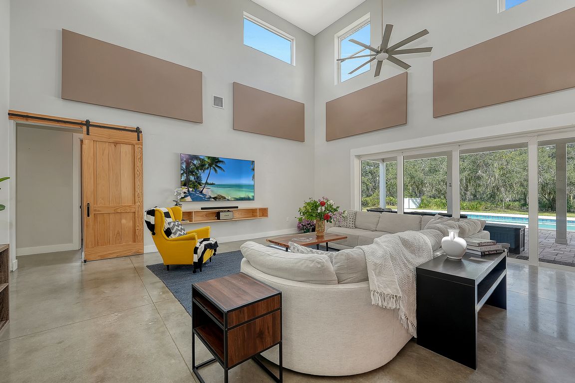 next background image