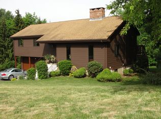 28 Chelsea Dr, Cromwell, CT 06416