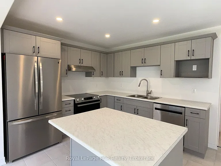 133 McCausland Dr — Photo 7