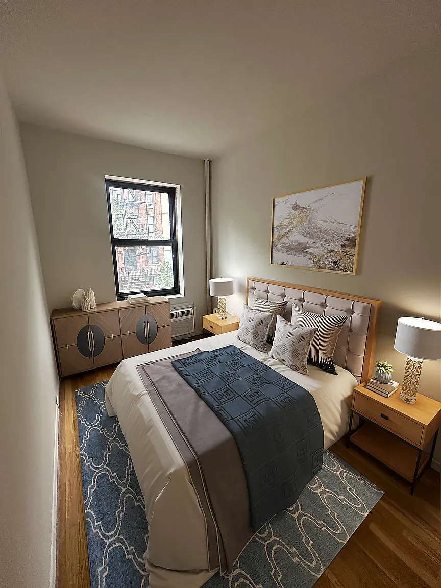 77 Saint Mark's Place — Photo 3