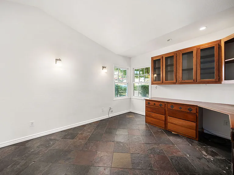 2525 Gail Pl — Photo 12