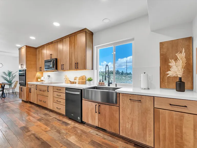 Tannerwood Dr — Photo 2