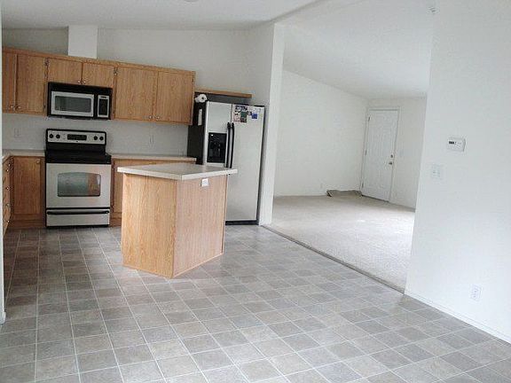 4th image of 3222 Whitney Dr