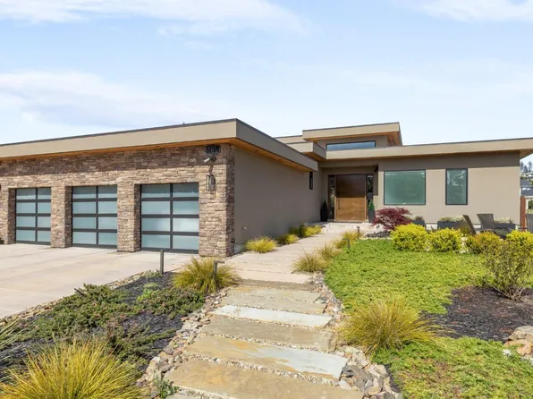 3754 Saint Andrews Drive, Santa Rosa, CA 95403