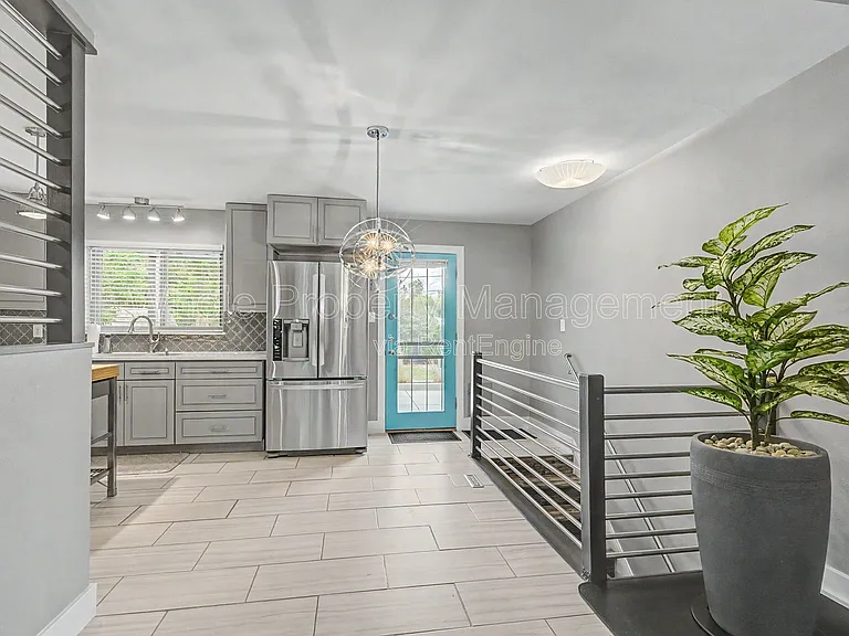 5565 E Bails Dr — Photo 6