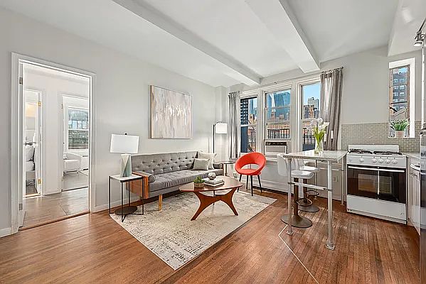 1st image of 365 W 20th St APT 7C