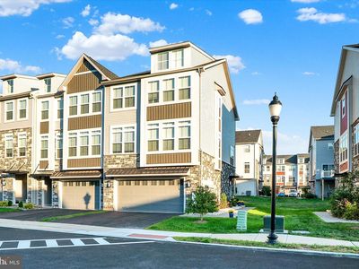 21 Independence Ct, Perkasie, PA, 18944