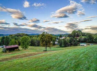 Fox Pvt Dr, Bluff City, TN 37618